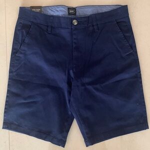 NWT Berkeley Jensen chino shorts dark navy size 32. New tags attached.